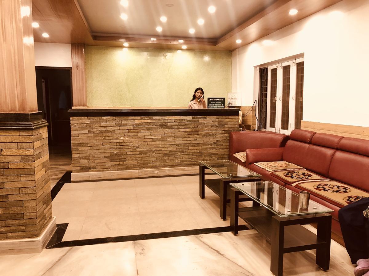 פוקהרה Hotel Guru מראה חיצוני תמונה