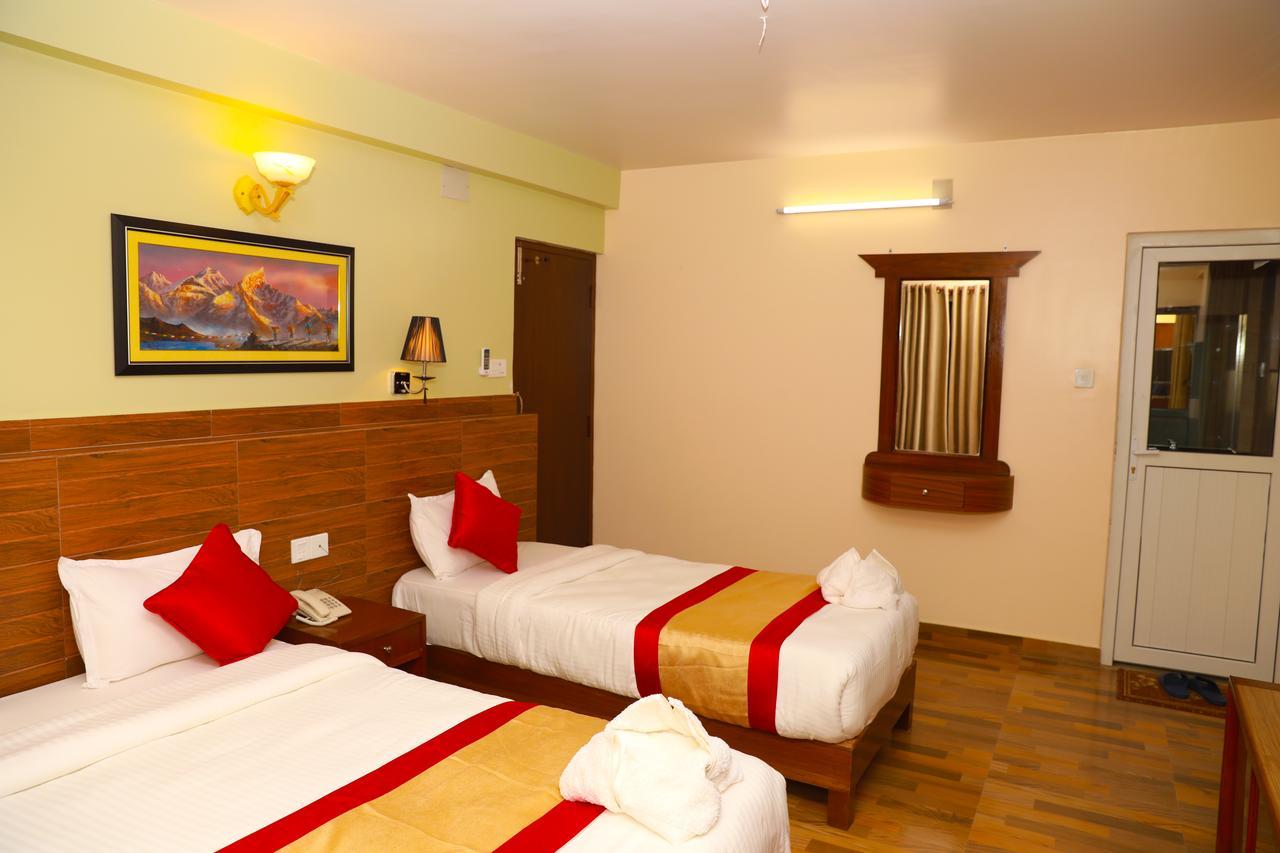 פוקהרה Hotel Guru מראה חיצוני תמונה