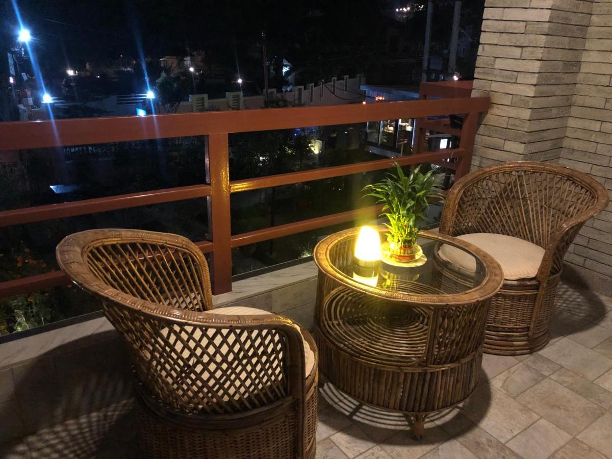 פוקהרה Hotel Guru מראה חיצוני תמונה