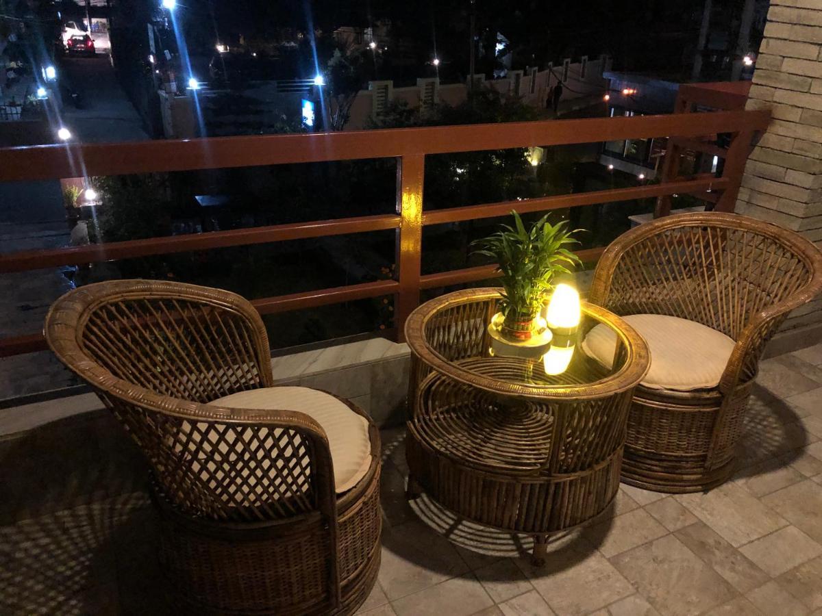 פוקהרה Hotel Guru מראה חיצוני תמונה